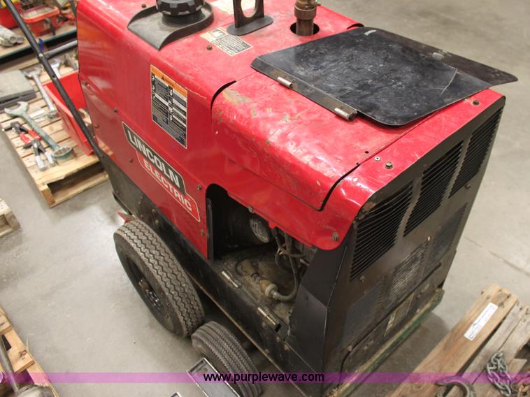 image for item AA9209 Lincoln Electric Ranger 250 gas engine