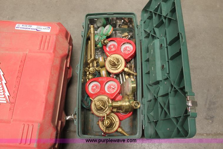 image for item AA9218 Assorted tools