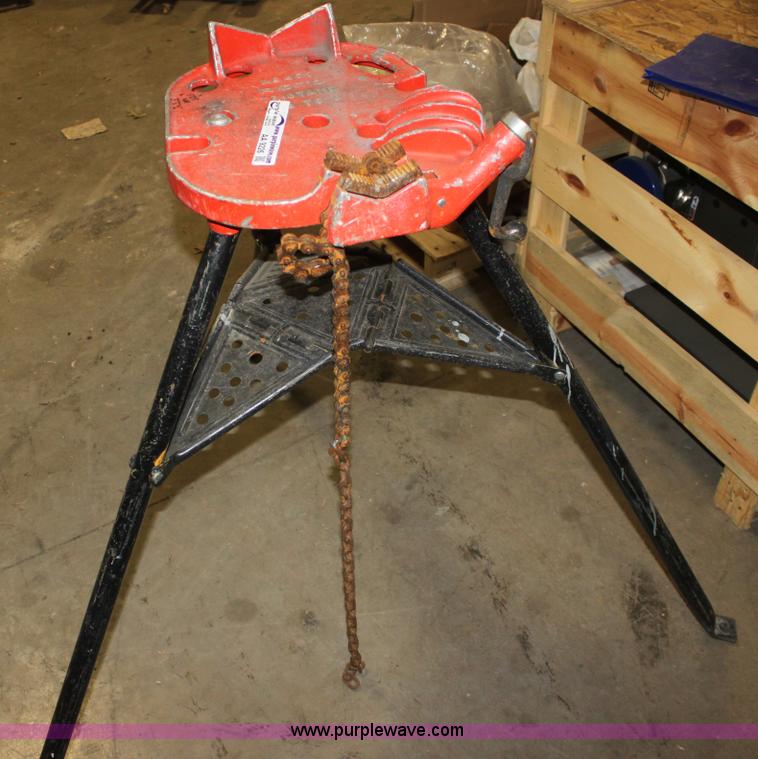 Rigid tristand pipe cutting stands in Colwich, KS Item AA9226 sold