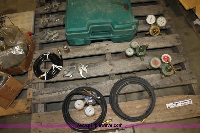 image for item AA9227 (3) pallets of assorted tools