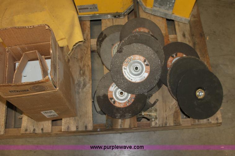 image for item AA9227 (3) pallets of assorted tools