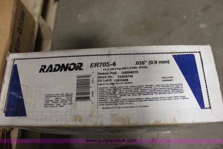 image for item AA9228 Assorted tools