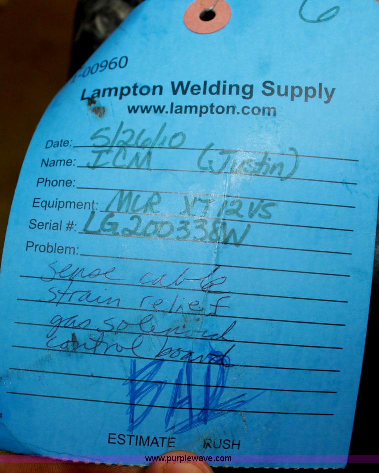 image for item AA9232 Assorted tools