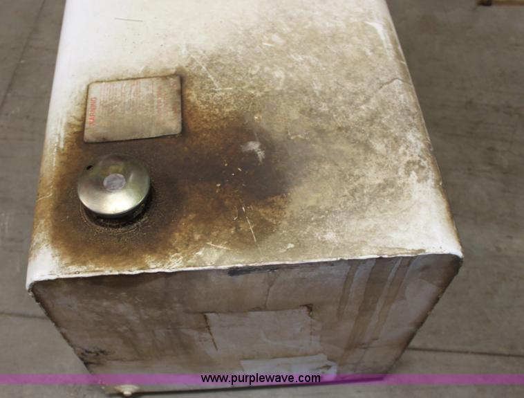 image for item AA9238 Fuel tank
