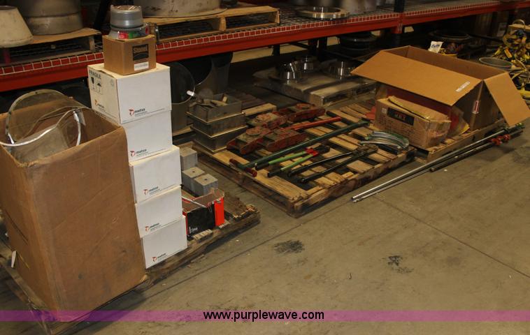 image for item AA9239 (4) box rollers