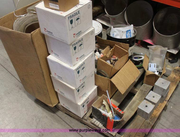 image for item AA9239 (4) box rollers