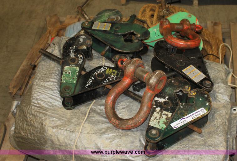 image for item AA9244 Assorted tools