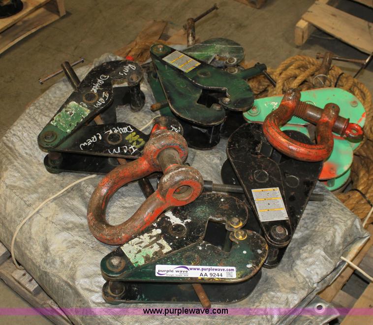 image for item AA9244 Assorted tools