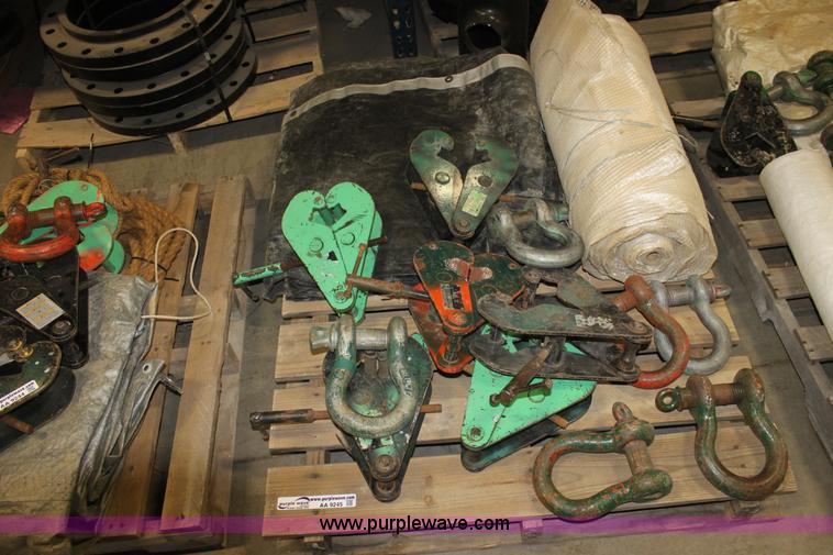 image for item AA9245 Assorted tools