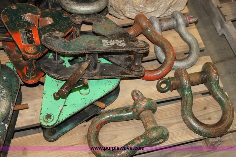 image for item AA9245 Assorted tools