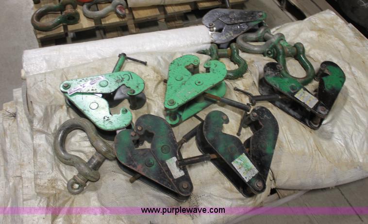 image for item AA9246 Assorted tools