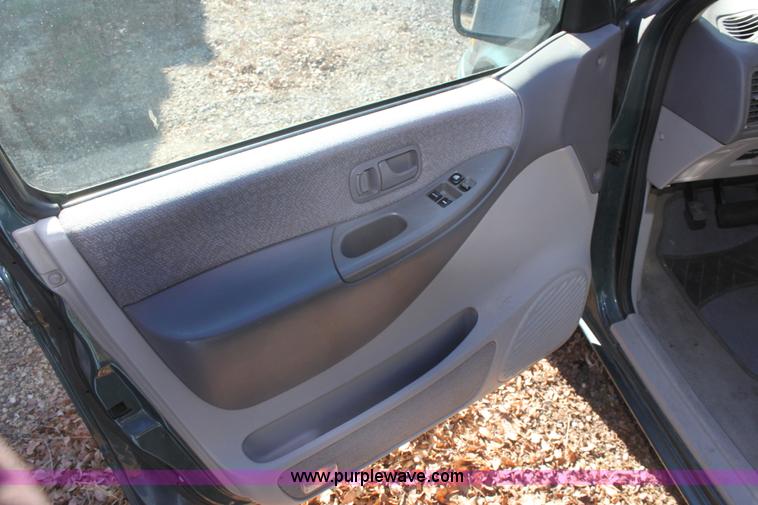 image for item E8261 1997 Mercury Villager GS