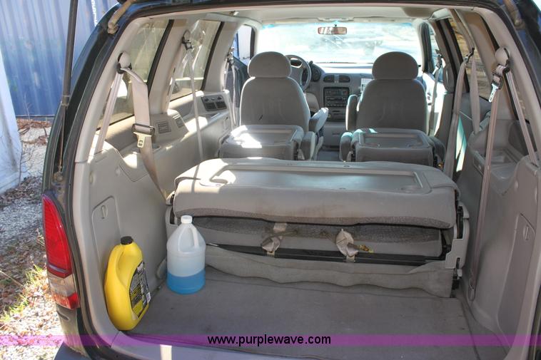 image for item E8261 1997 Mercury Villager GS