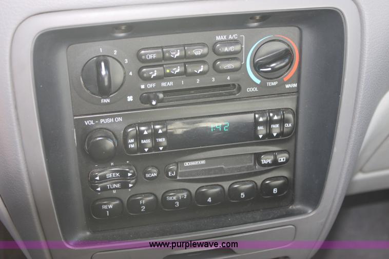 image for item E8261 1997 Mercury Villager GS