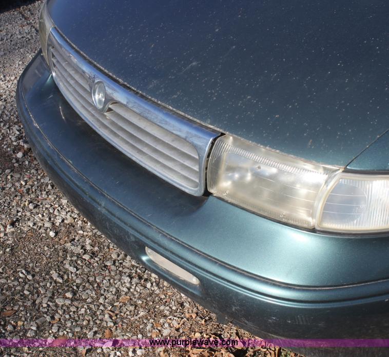 image for item E8261 1997 Mercury Villager GS