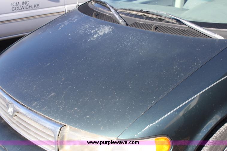 image for item E8261 1997 Mercury Villager GS