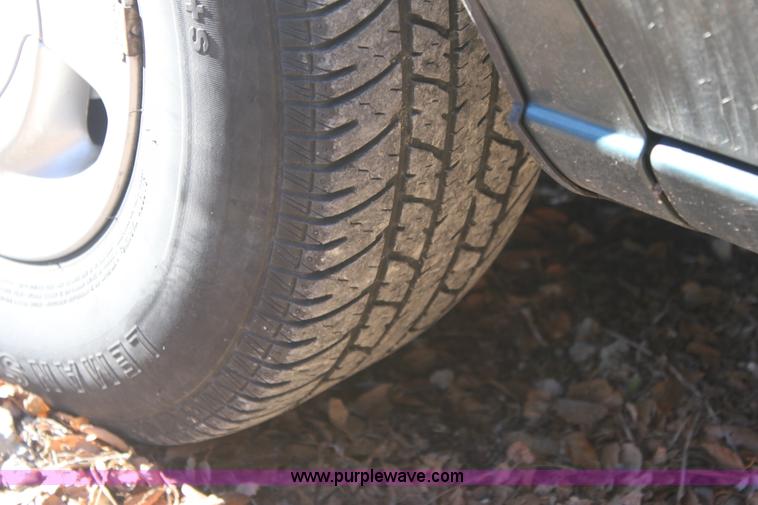 image for item E8261 1997 Mercury Villager GS