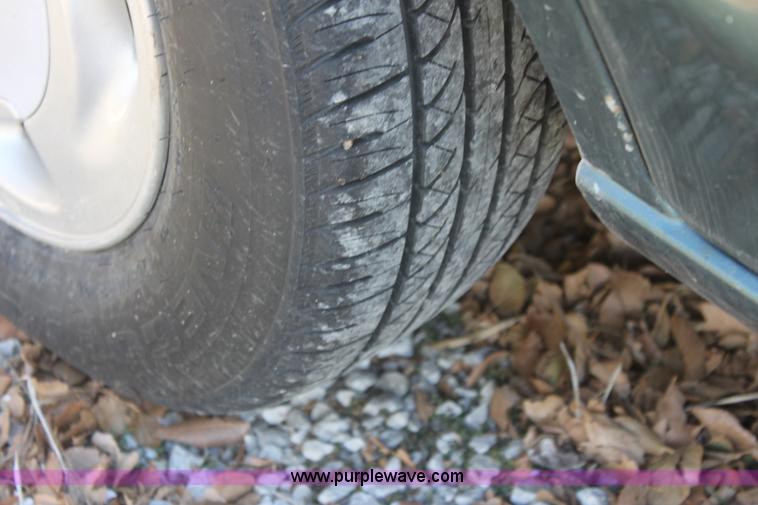 image for item E8261 1997 Mercury Villager GS