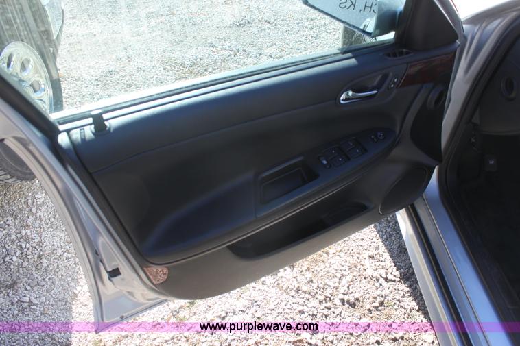 image for item E8265 2009 Chevrolet Impala LT