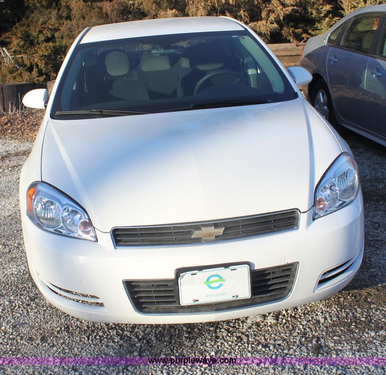 image for item E8350 2009 Chevrolet Impala LT