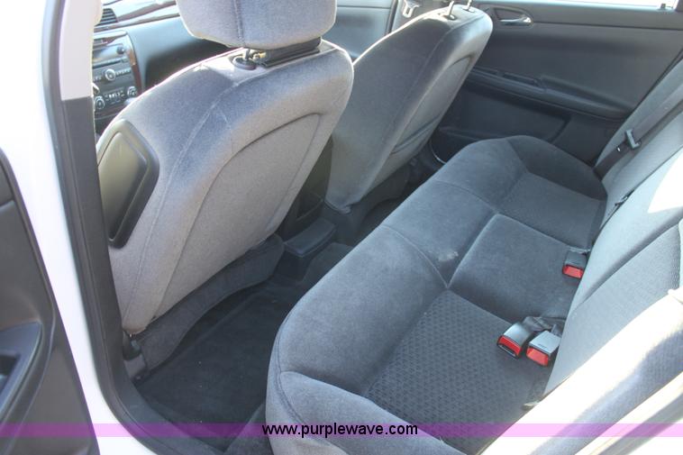 image for item E8350 2009 Chevrolet Impala LT