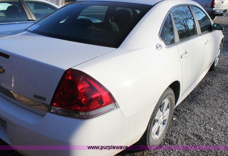 image for item E8350 2009 Chevrolet Impala LT