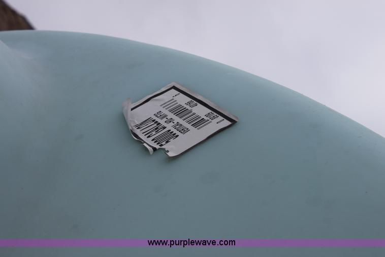 image for item E8384 5,000 gallon vertical poly tank