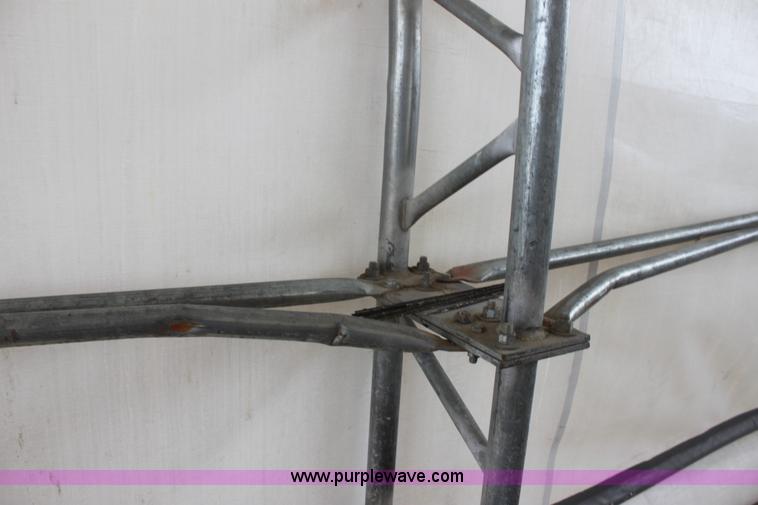 image for item E8385 Shelter logic tent building