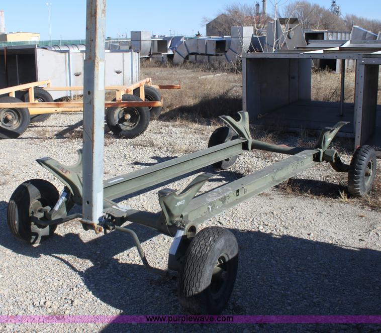 image for item V9463 Four wheel trailer running gear