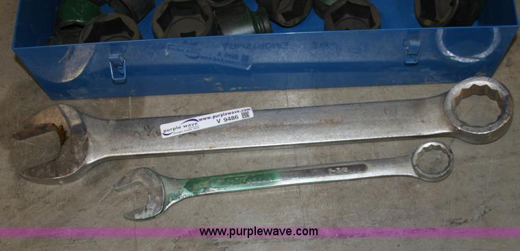 image for item V9486 Assorted shop tools