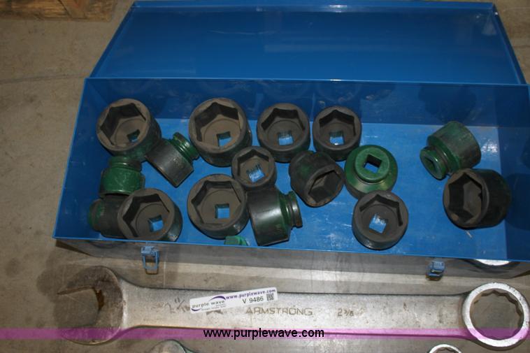 image for item V9486 Assorted shop tools