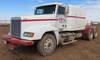 1995 Freightliner FLD120 semi truck 375,590 miles on odometer Detroit Diesel Series 60 12 7L L6 dies...