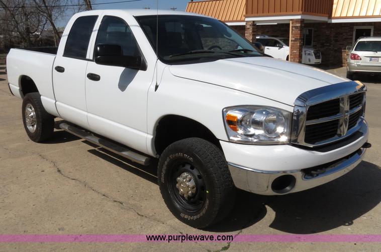 B4556.JPG - 2007 Dodge Ram 2500 HD SLT Quad Cab pickup truck , 50,773 miles , 6 7L I6 FI diesel engine , Automat...