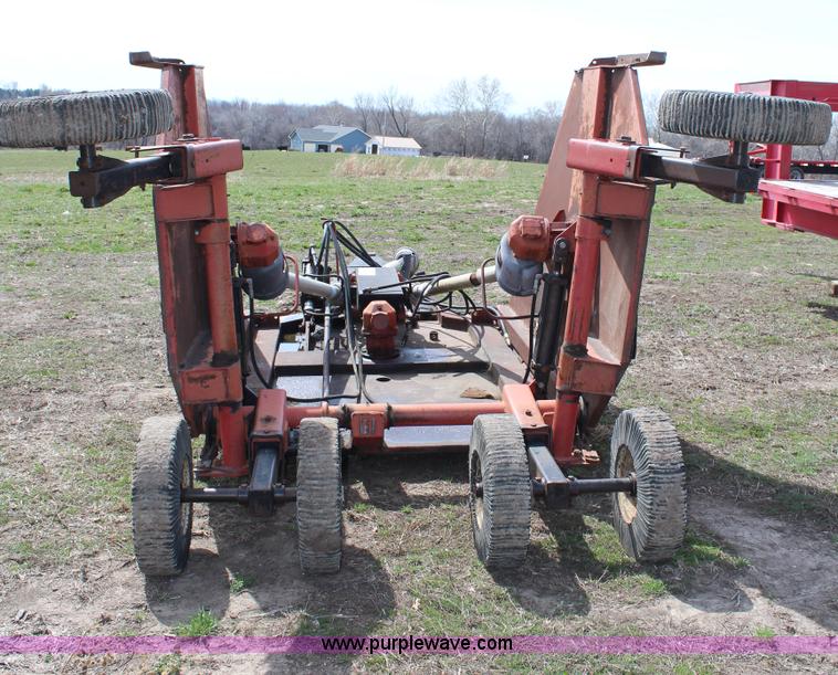 Brush Hog 2615R rotary mower noreserve auction on Wednesday, April