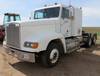 1990 Frieghtliner FLD120 semi truck 835,564 miles on odometer Cummins 400 diesel engine Eaton Fuller...