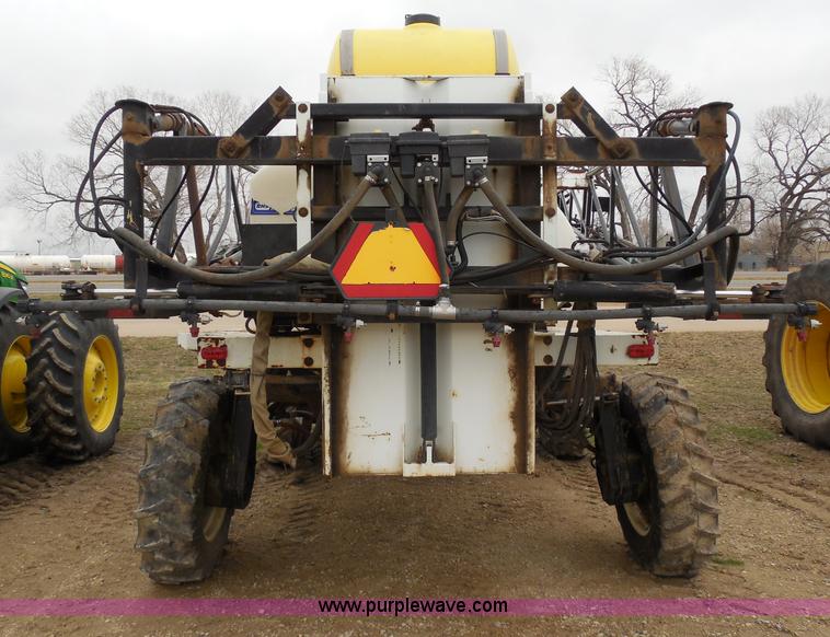 image for item A5145 Willmar 745 Air Ride self-propelled sprayer