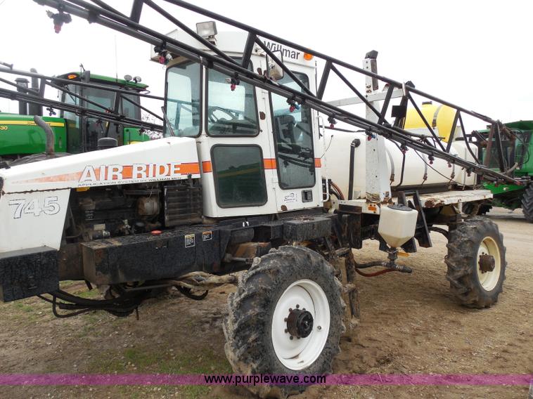 image for item A5145 Willmar 745 Air Ride self-propelled sprayer