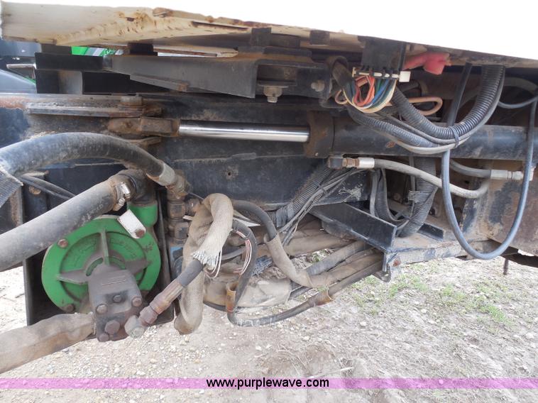 image for item A5145 Willmar 745 Air Ride self-propelled sprayer