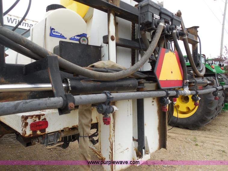 image for item A5145 Willmar 745 Air Ride self-propelled sprayer