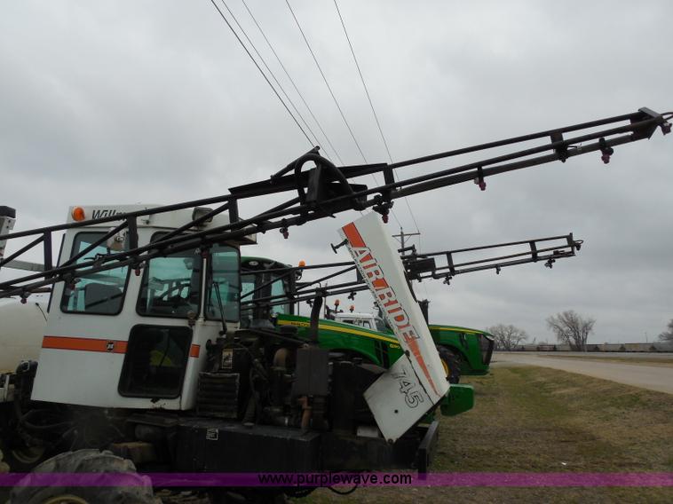 image for item A5145 Willmar 745 Air Ride self-propelled sprayer