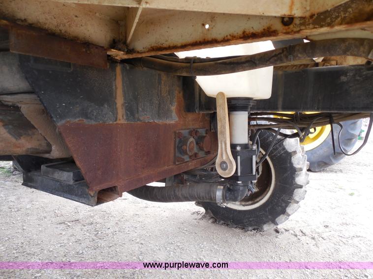 image for item A5145 Willmar 745 Air Ride self-propelled sprayer