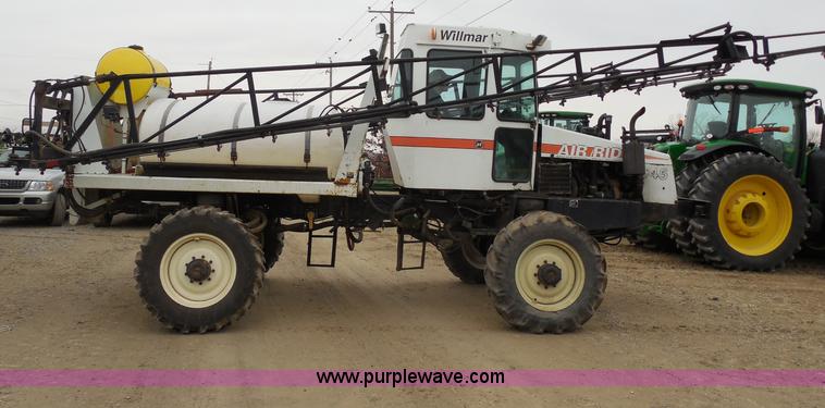image for item A5145 Willmar 745 Air Ride self-propelled sprayer