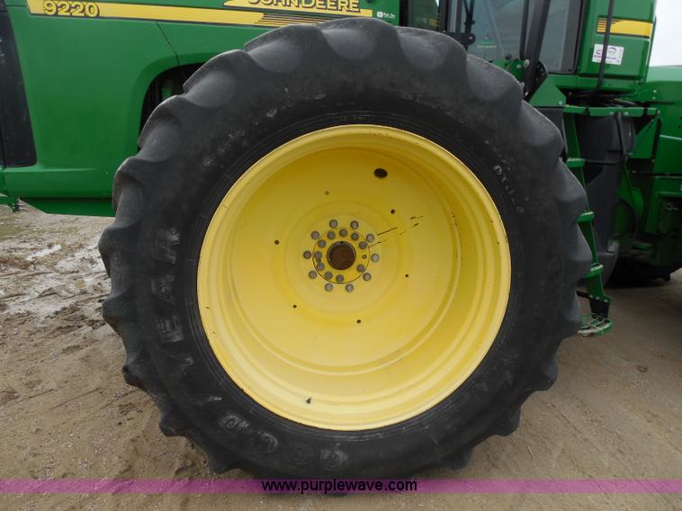image for item A5146 2003 John Deere 9220 4WD tractor