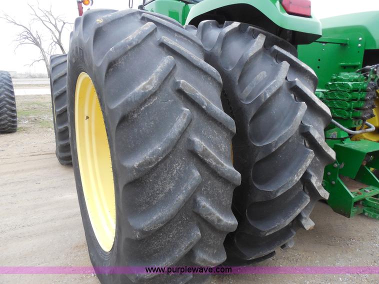 image for item A5146 2003 John Deere 9220 4WD tractor