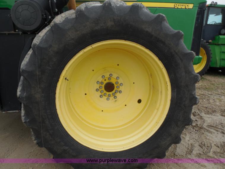 image for item A5146 2003 John Deere 9220 4WD tractor