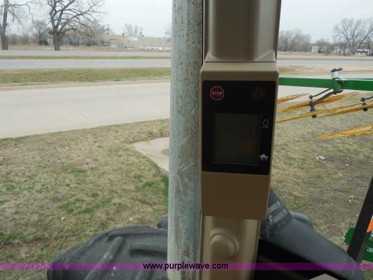 image for item A5146 2003 John Deere 9220 4WD tractor