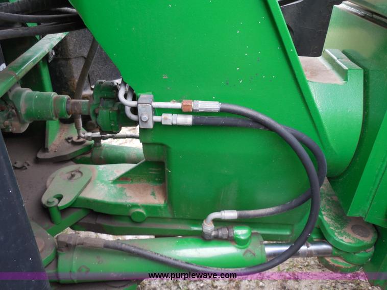 image for item A5146 2003 John Deere 9220 4WD tractor