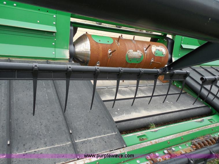 image for item A5147 2011 John Deere 640D HydraFloat draper header