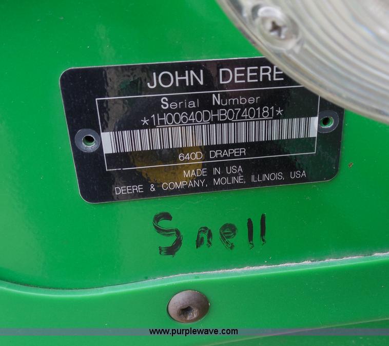 image for item A5147 2011 John Deere 640D HydraFloat draper header