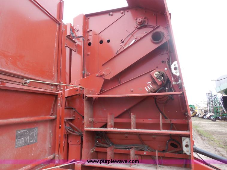 image for item A5152 2000 Hesston 856A round baler